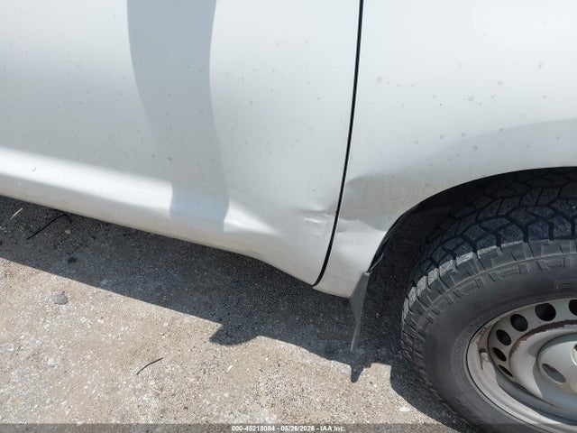 Toyota Tundra Base V6