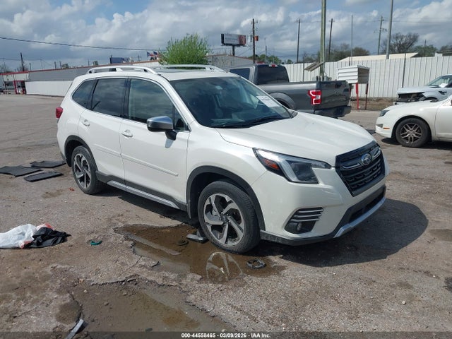 Salvage Subaru Forester Image