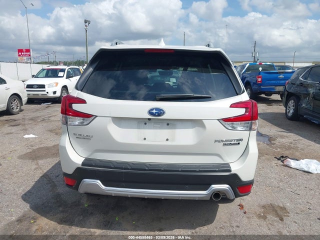 Subaru Forester Touring