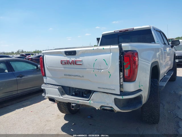 GMC Sierra 1500 4wd  Standard Box Denali