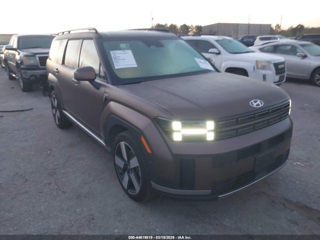 Salvage Hyundai SANTA FE Image