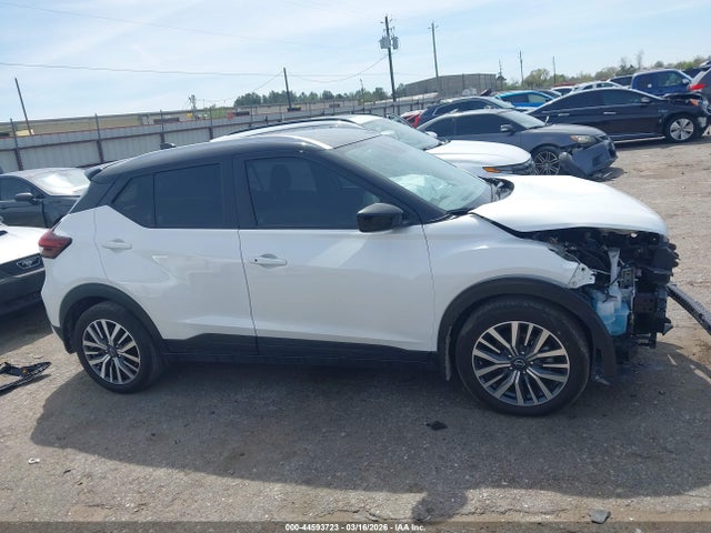 Nissan Kicks Sv Xtronic Cvt