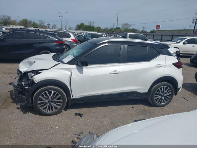 Nissan Kicks Sv Xtronic Cvt