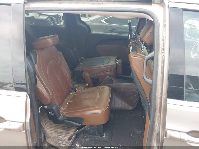 Chrysler Pacifica Limited