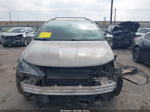 Chrysler Pacifica Limited