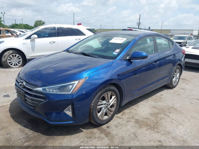Hyundai ELANTRA Sel