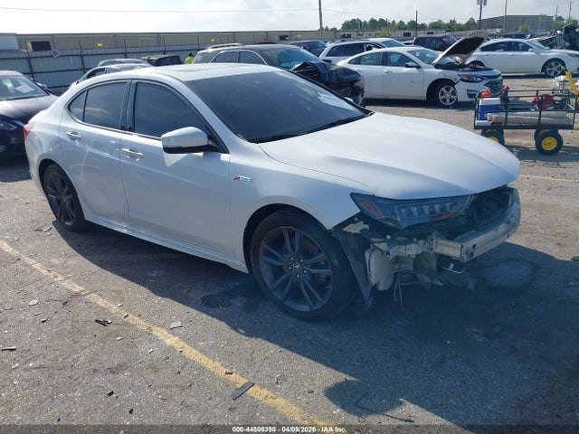 Salvage Acura TLX Image