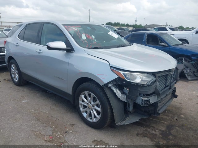 Salvage Chevrolet Equinox Image