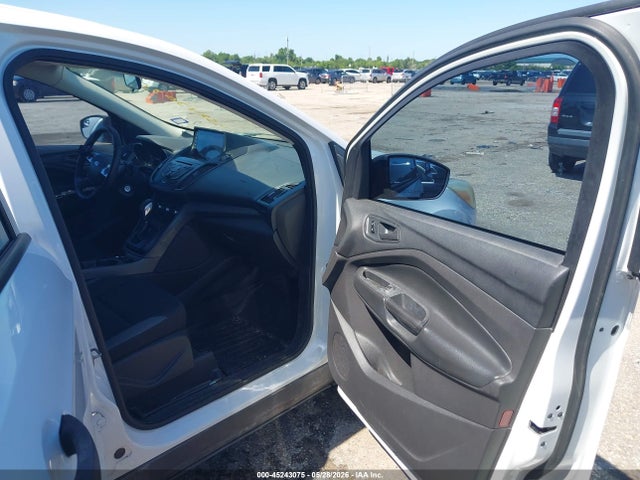 Ford Escape S