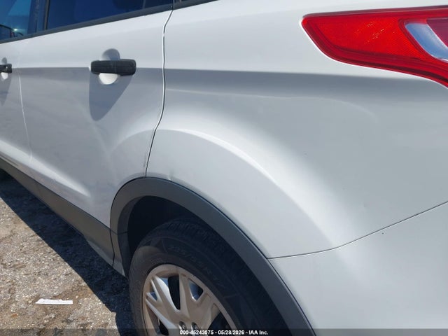 Ford Escape S