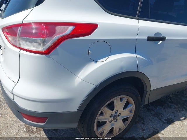 Ford Escape S