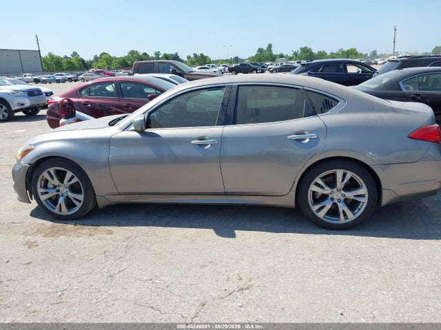 INFINITI M37