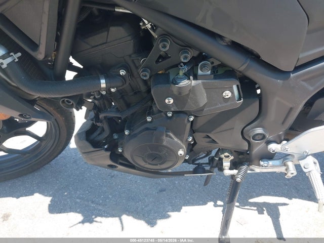 Yamaha Mt-03