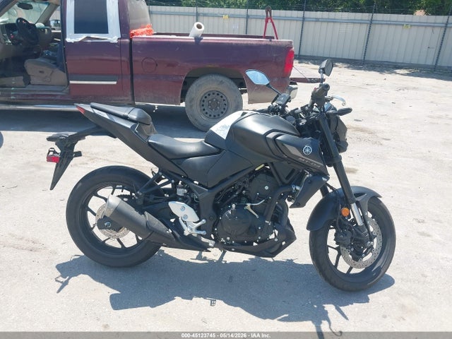 Yamaha Mt-03