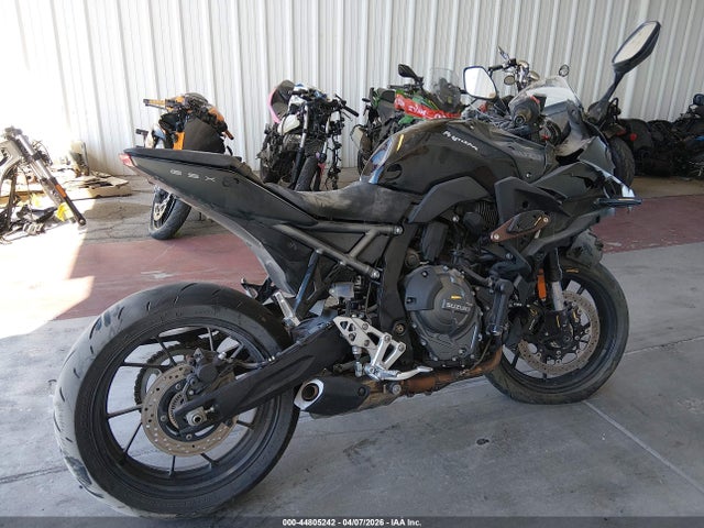 Suzuki Gsx800 F