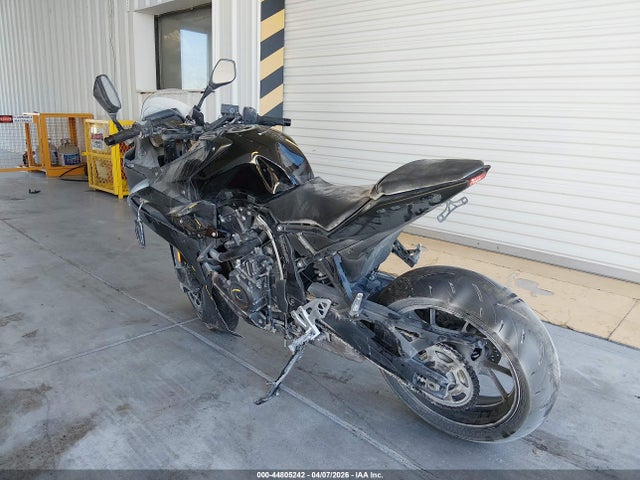 Suzuki Gsx800 F