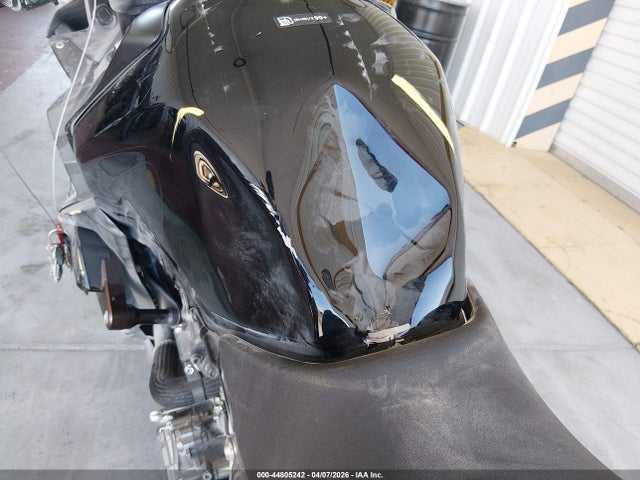 Suzuki Gsx800 F