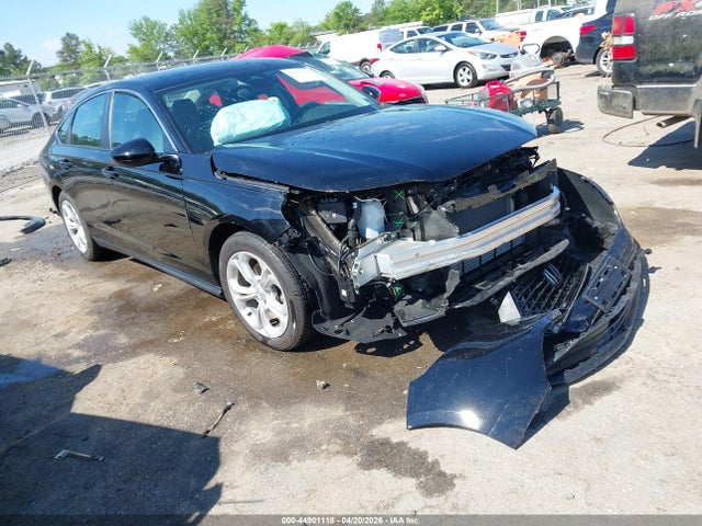 Salvage Honda Accord Image