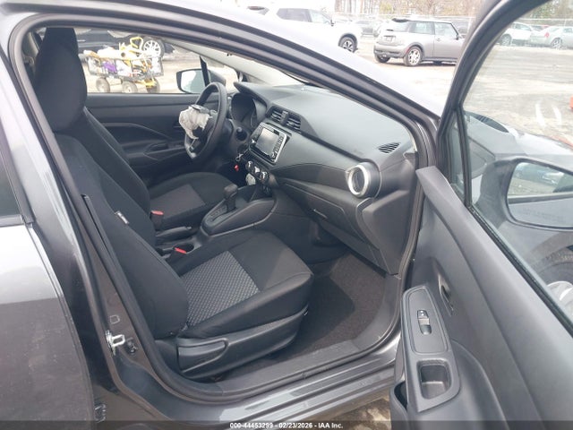Nissan Versa 1.6 S