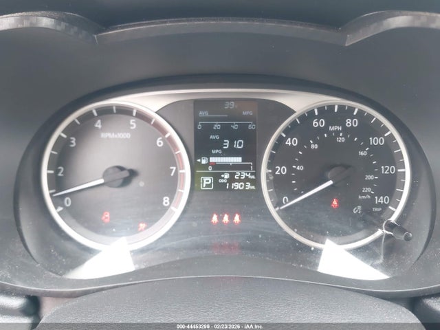 Nissan Versa 1.6 S
