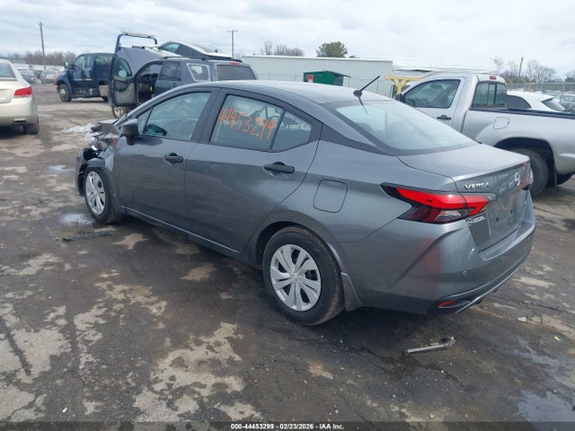 Nissan Versa 1.6 S