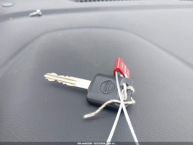 Nissan Versa 1.6 S