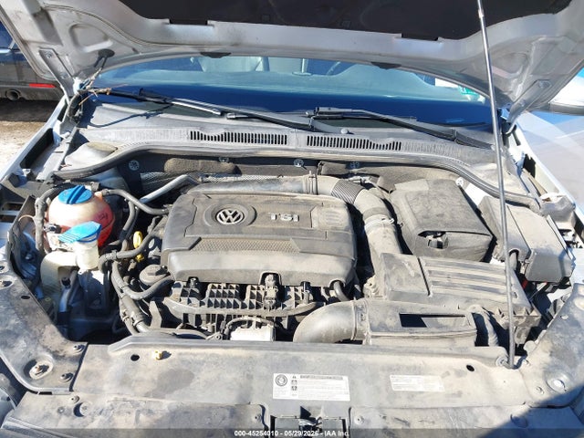 Volkswagen Jetta 1.8t Se