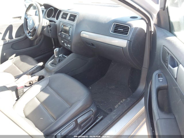 Volkswagen Jetta 1.8t Se