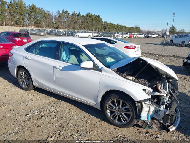Salvage Toyota Camry Image