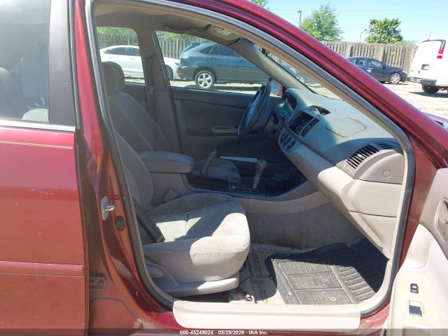 Toyota Camry Le