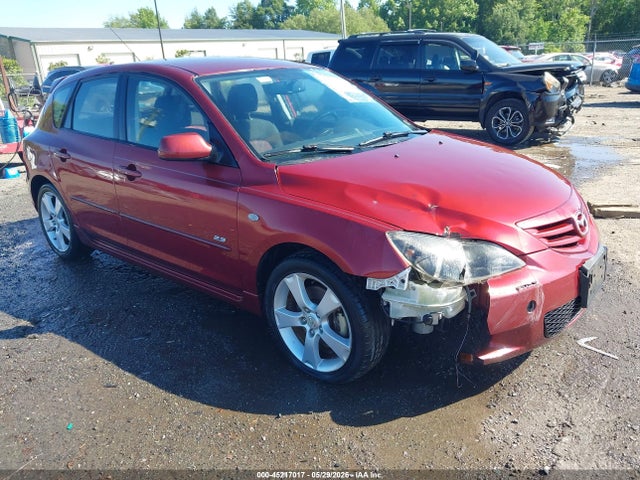 Salvage Mazda Mazda3 Image