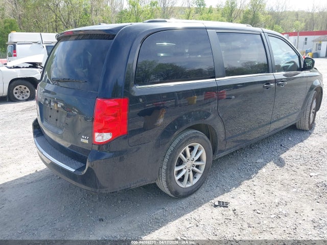 Dodge Grand Caravan Sxt