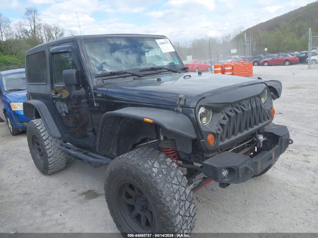 Salvage Jeep Wrangler Image
