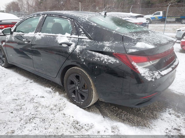 Hyundai ELANTRA Sel