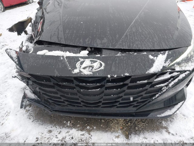 Hyundai ELANTRA Sel