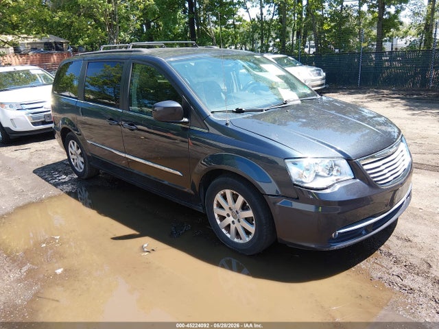 Salvage Chrysler Town & Country Image