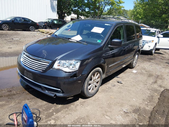 Chrysler Town & Country Touring