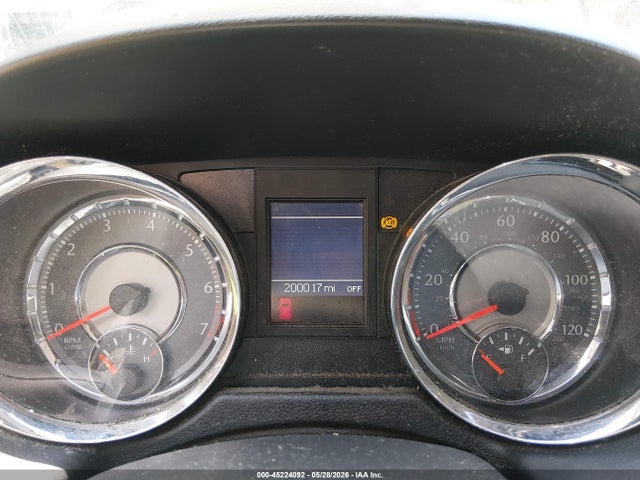 Chrysler Town & Country Touring