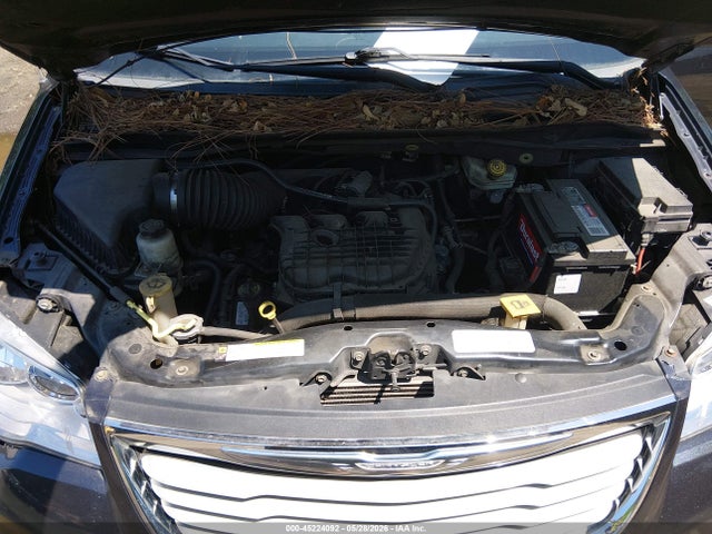 Chrysler Town & Country Touring