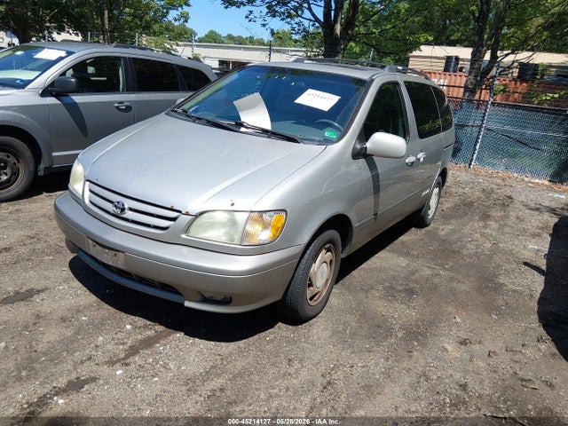 Toyota Sienna Xle