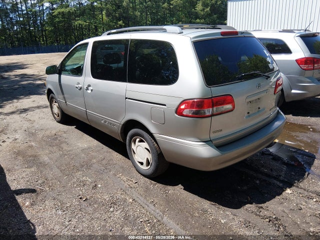 Toyota Sienna Xle