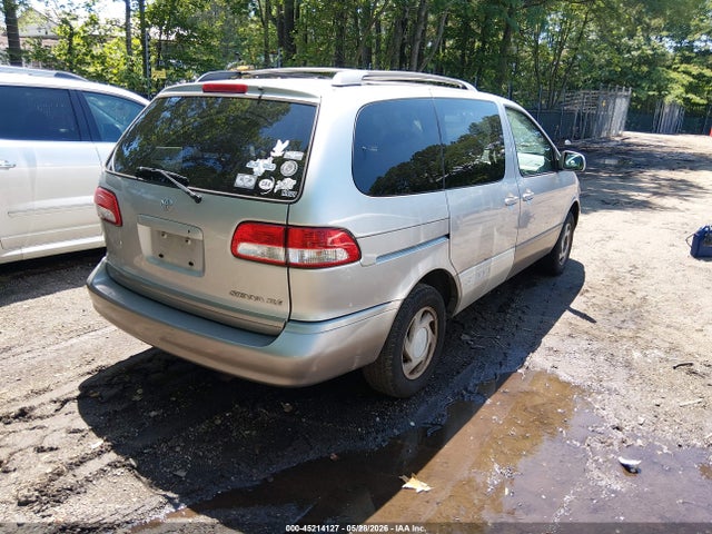 Toyota Sienna Xle