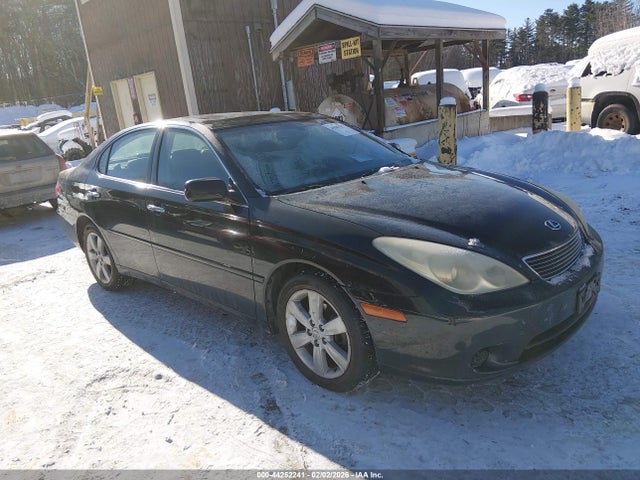 Salvage Lexus Es Image