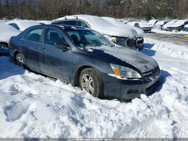 Salvage Honda Accord Image