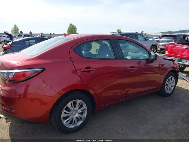 Toyota Yaris L
