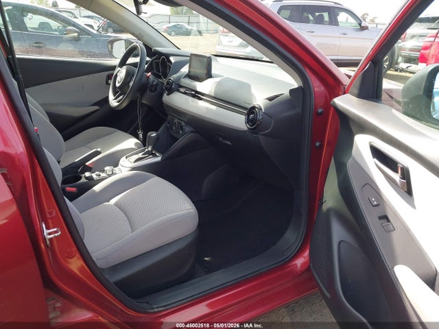 Toyota Yaris L