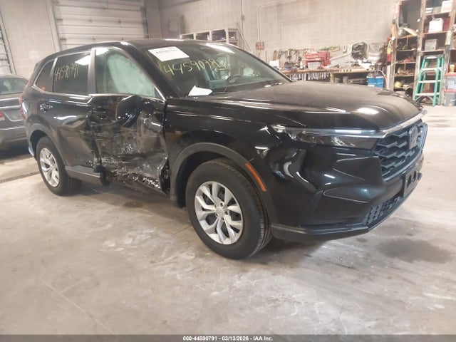 Salvage Honda CR-V Image