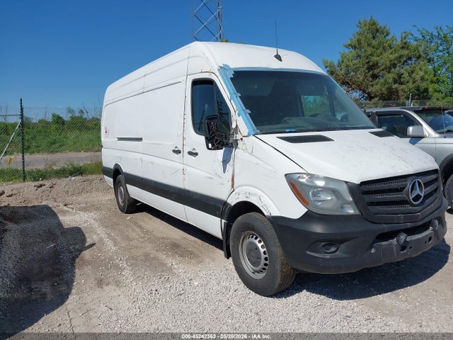 Salvage Mercedes-Benz Sprinter 2500 Image