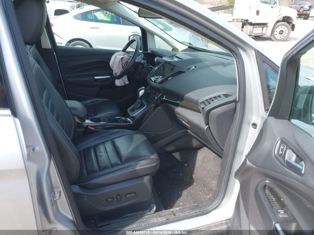 Ford C-MAX Energi Titanium