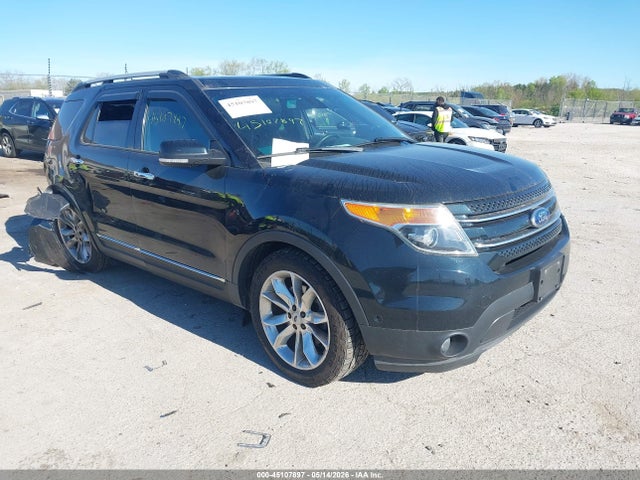 Salvage Ford Explorer Image
